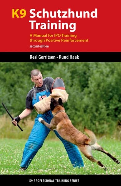 K9 Schutzhund training: a manual for IPO training through positive reinforcement，原书图像