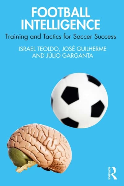 Football Intelligence: Training and Tactics for Soccer Success，原书图像